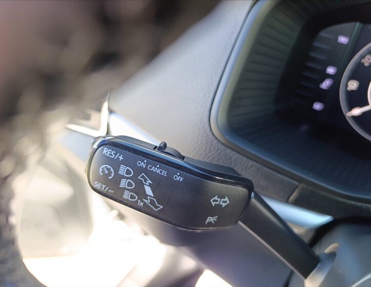 Škoda Karoq SUV / Terénní 2,0 l 110 kw