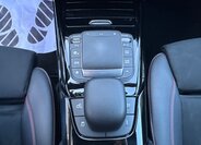 Mercedes-Benz CLA Kombi 2,0 l 310 kw