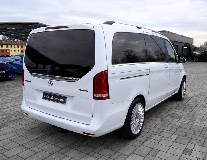 Mercedes-Benz Třídy V MPV 2,1 l 140 kw