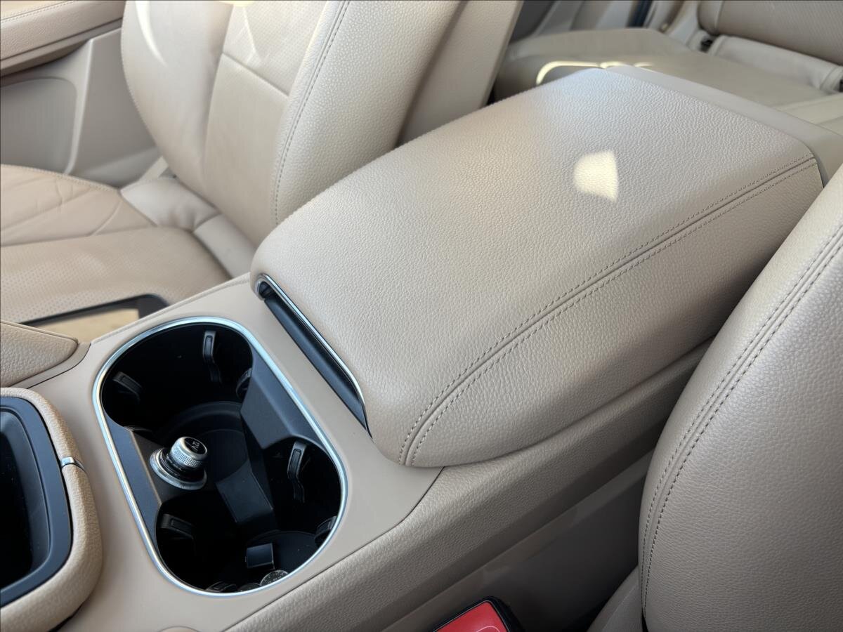 Porsche Cayenne SUV / Terénní 3,0 l 250 kw