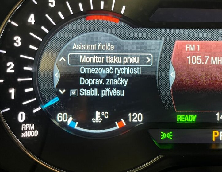 Ford S-MAX MPV 2,5 l 140 kw