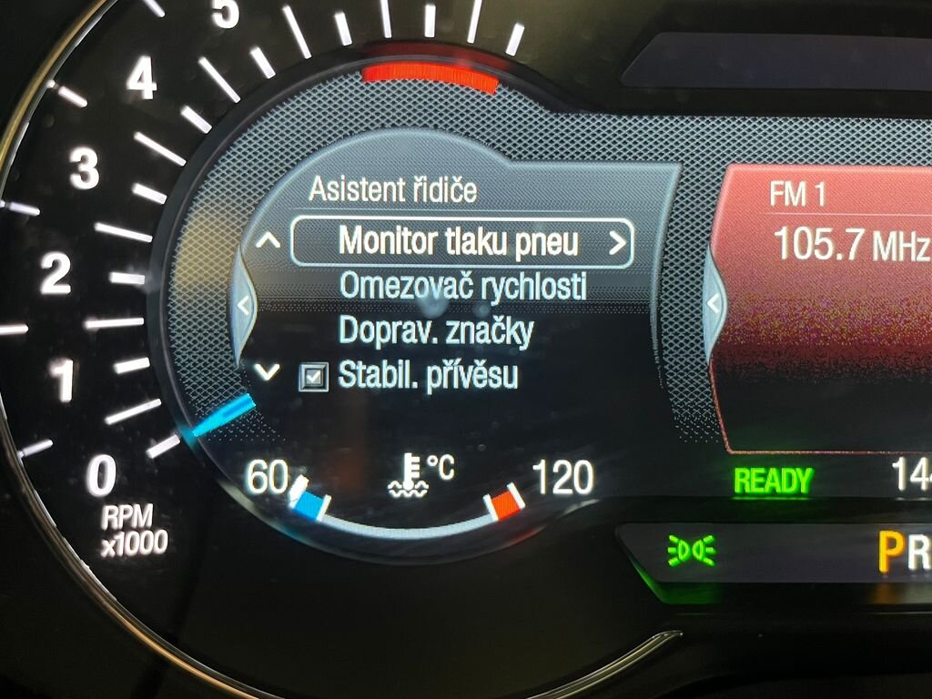 Ford S-MAX MPV 2,5 l 140 kw