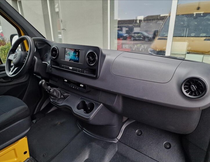 Mercedes-Benz Sprinter Skříň 2,1 l 105 kw