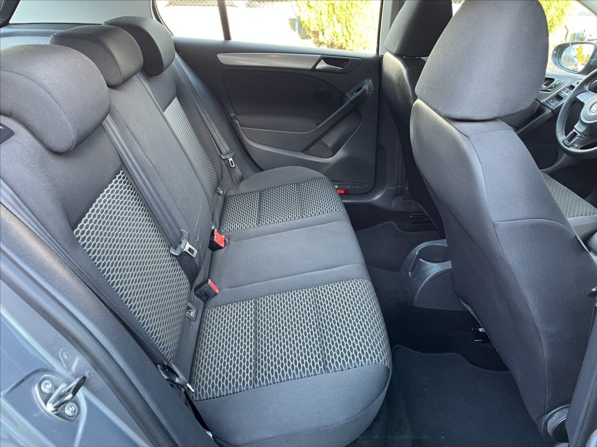 Volkswagen Golf Hatchback 1,6 l 75 kw