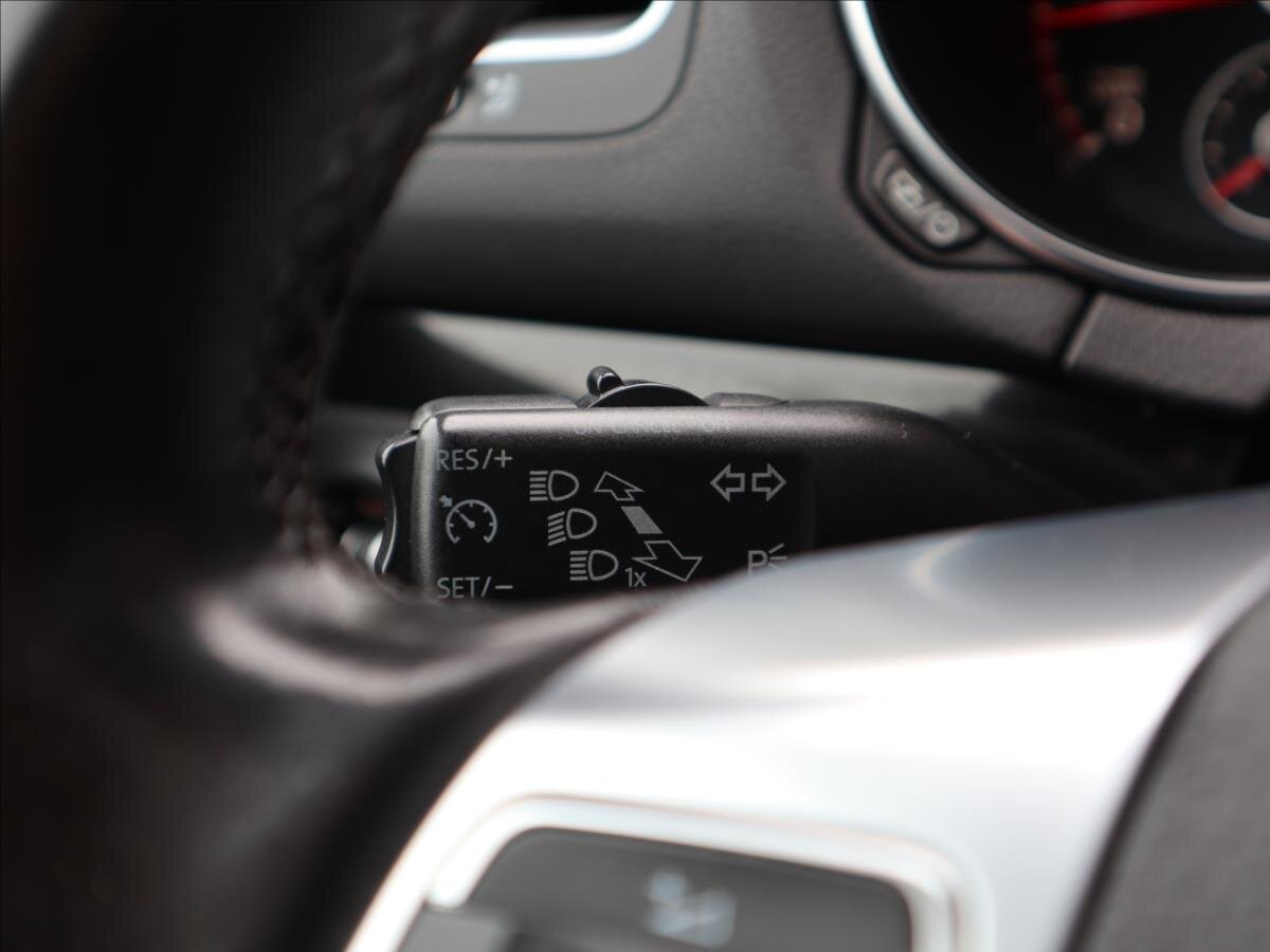 Volkswagen Golf Hatchback 2,0 l 125 kw