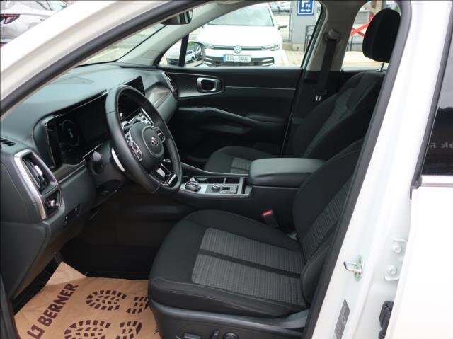 KIA Sorento SUV 1,6 l 169 kw