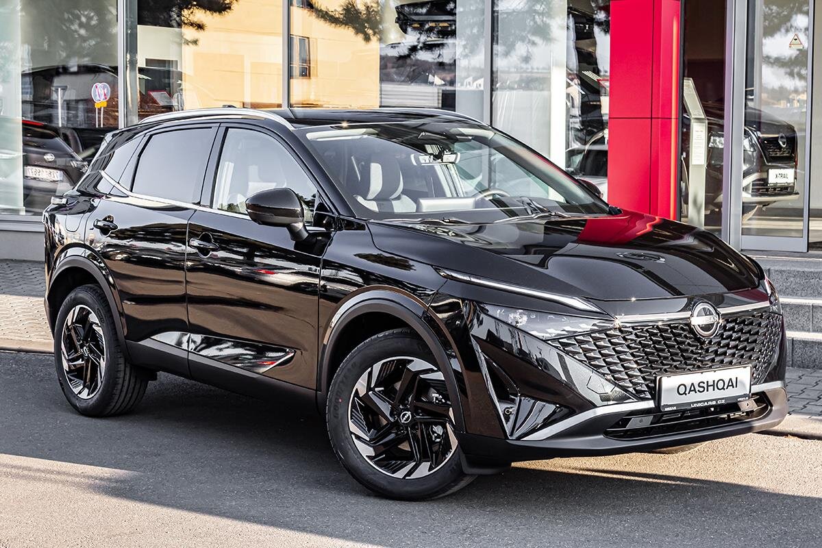 Nissan Qashqai SUV / Terénní 1,3 l 116 kw