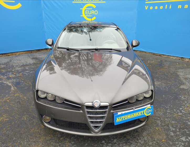 Alfa Romeo 159 Sedan 1,9 l 110 kw