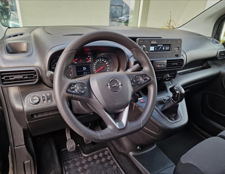 Opel Combo Skříň 1,5 l 75 kw