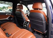BMW X7 32