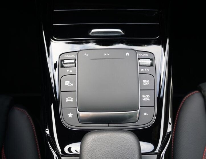 Mercedes-Benz CLA Kombi 2,0 l 225 kw