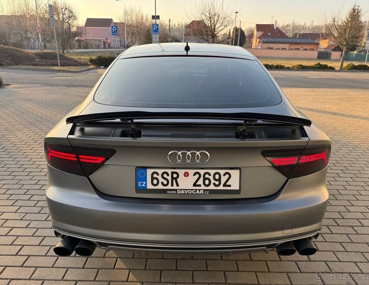Audi S7 Hatchback 4,0 l 331 kw