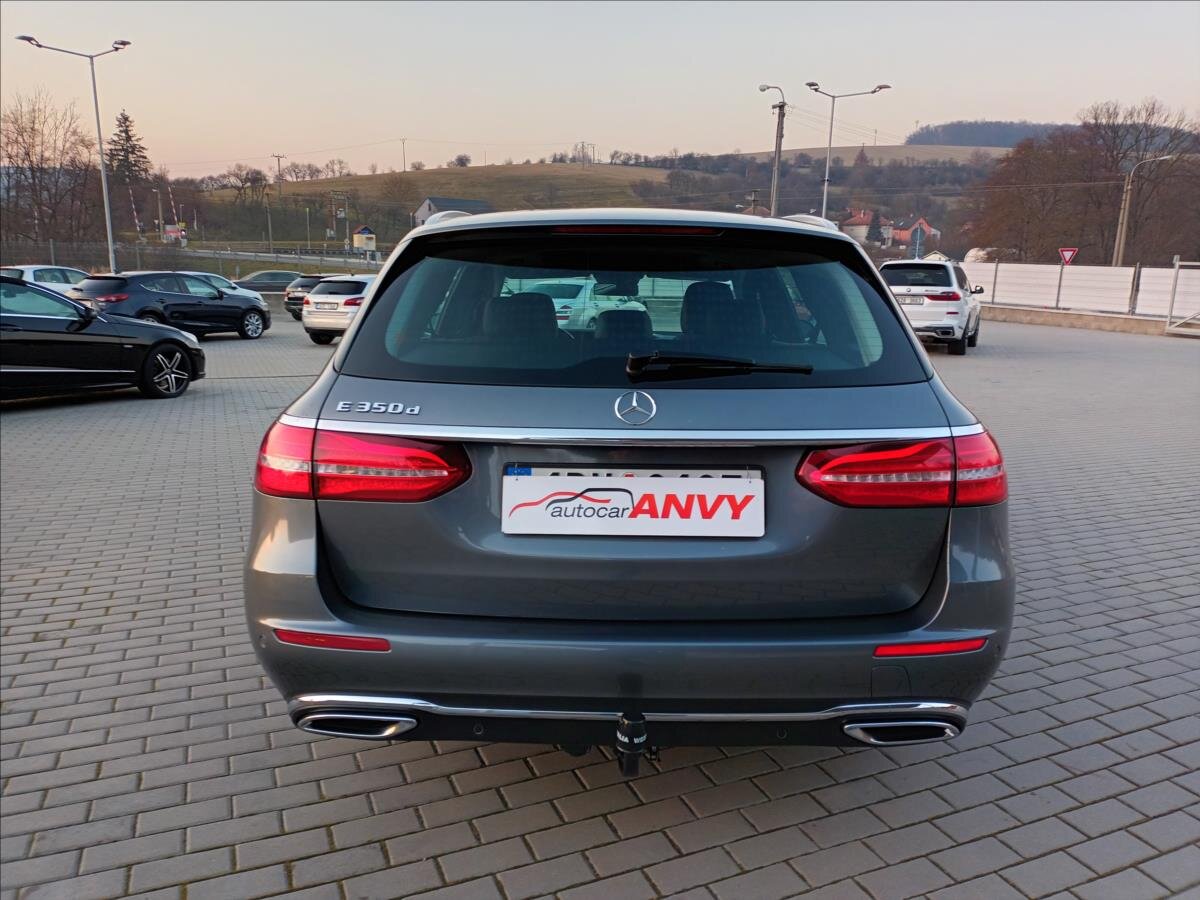Mercedes-Benz Třídy E Kombi 3,0 l 190 kw