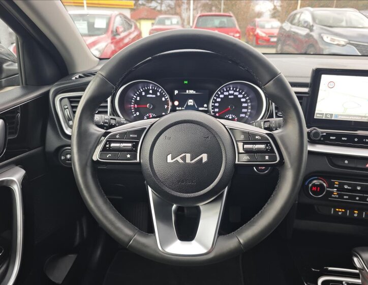 KIA XCeed 17