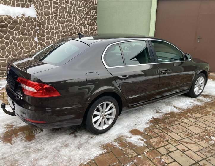Škoda Superb 29
