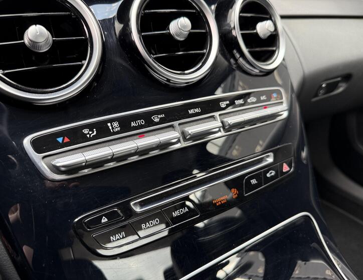 Mercedes-Benz Třídy C 24