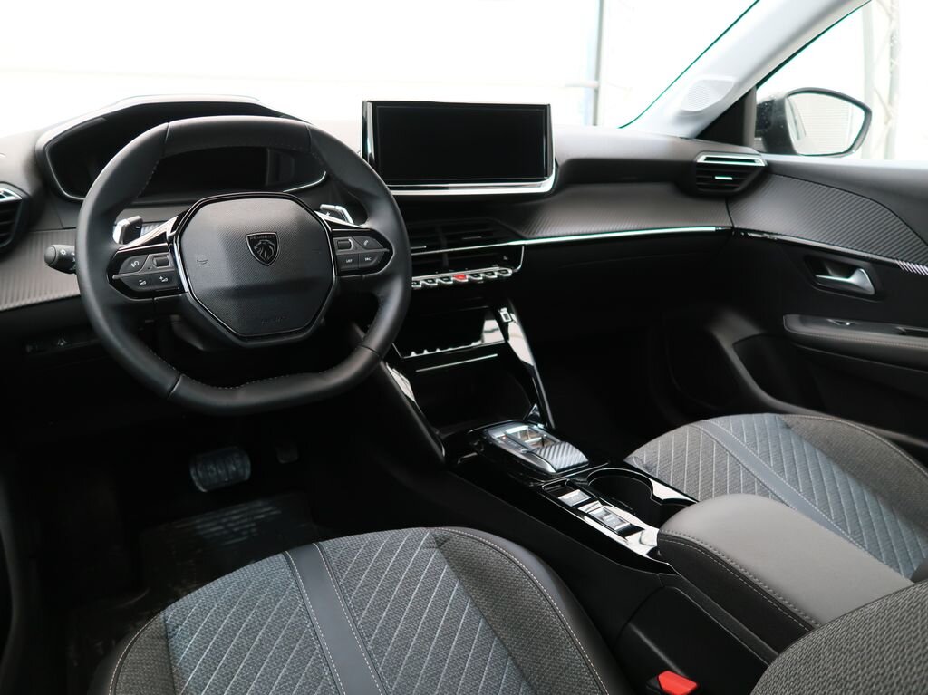 Peugeot 208 Hatchback 1,2 l 74 kw