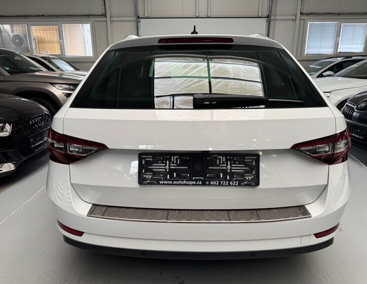 Škoda Superb Kombi 1,8 l 132 kw