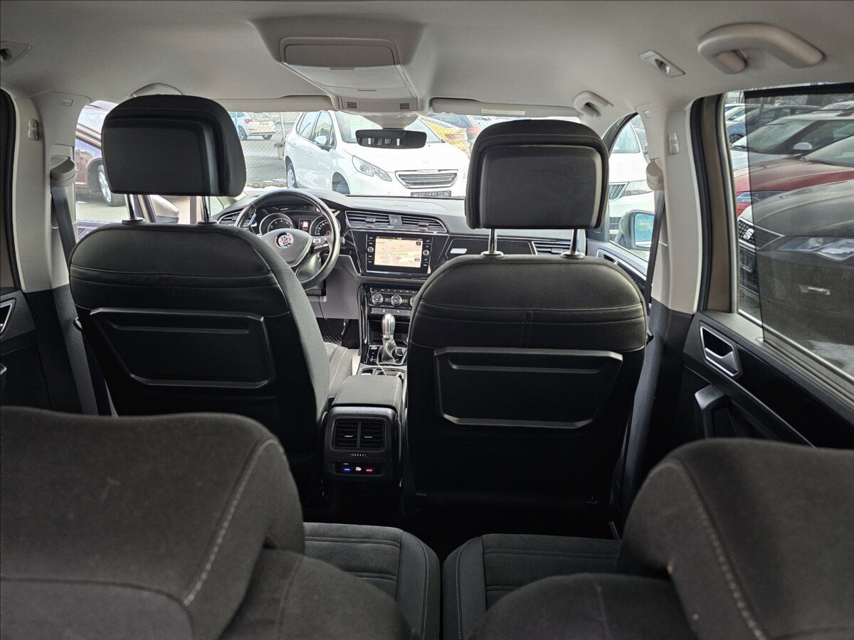 Volkswagen Touran Kombi 1,4 l 110 kw