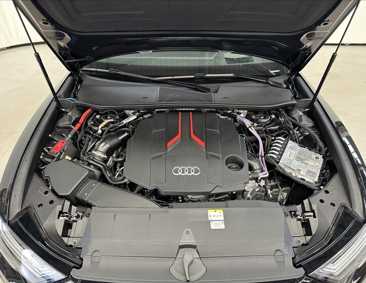 Audi S6 35