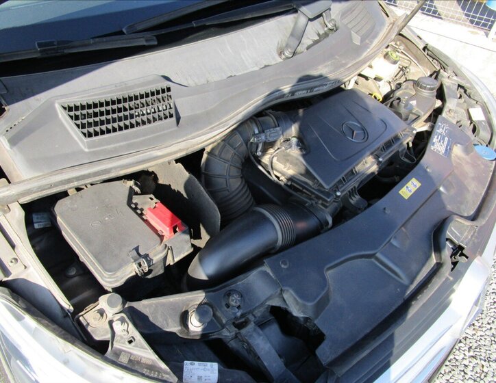Mercedes-Benz Třídy V Kombi 2,1 l 140 kw