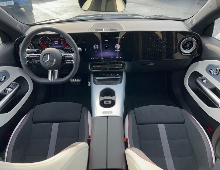 Mercedes-Benz CLA Kupé 0,0 200 kw