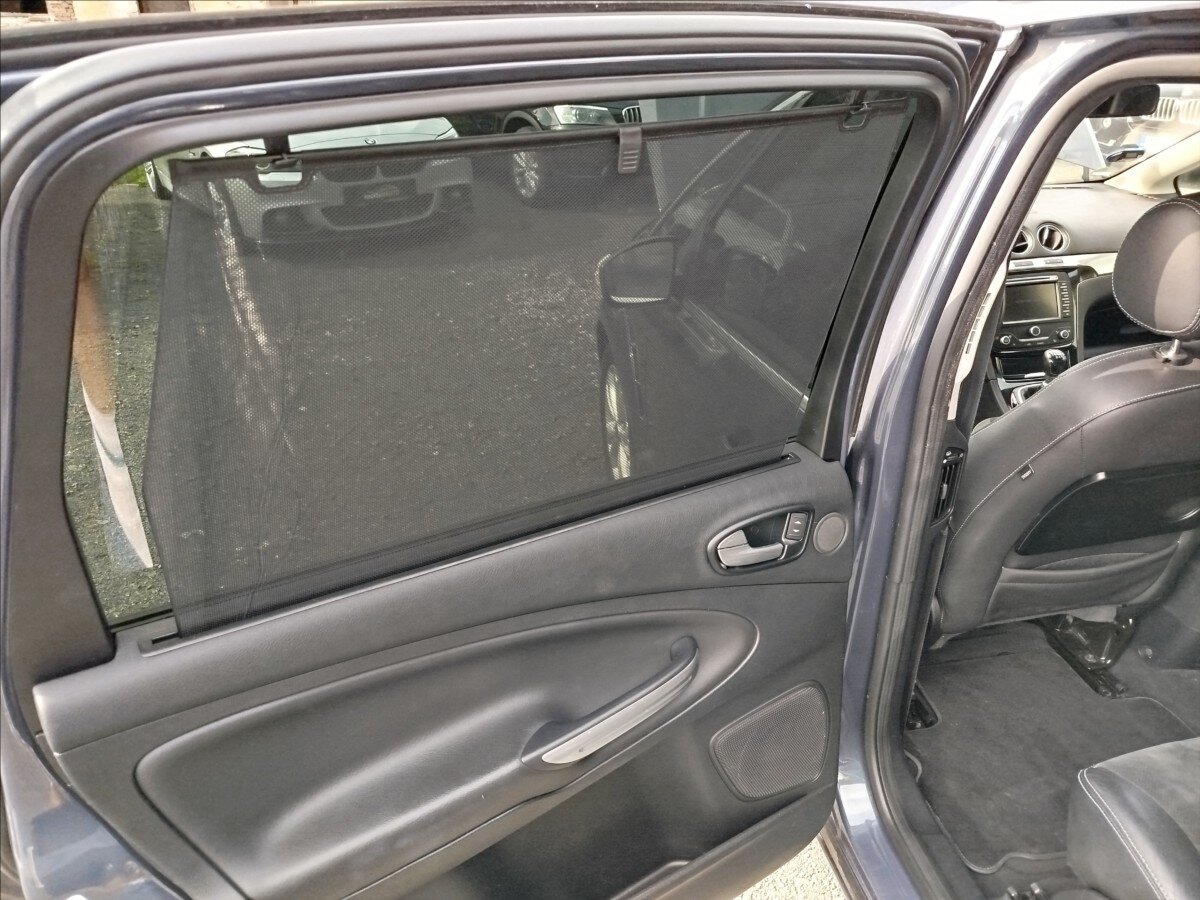 Ford S-MAX MPV 2,0 l 120 kw