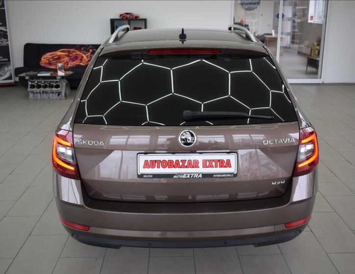 Škoda Octavia Kombi 2,0 l 135 kw