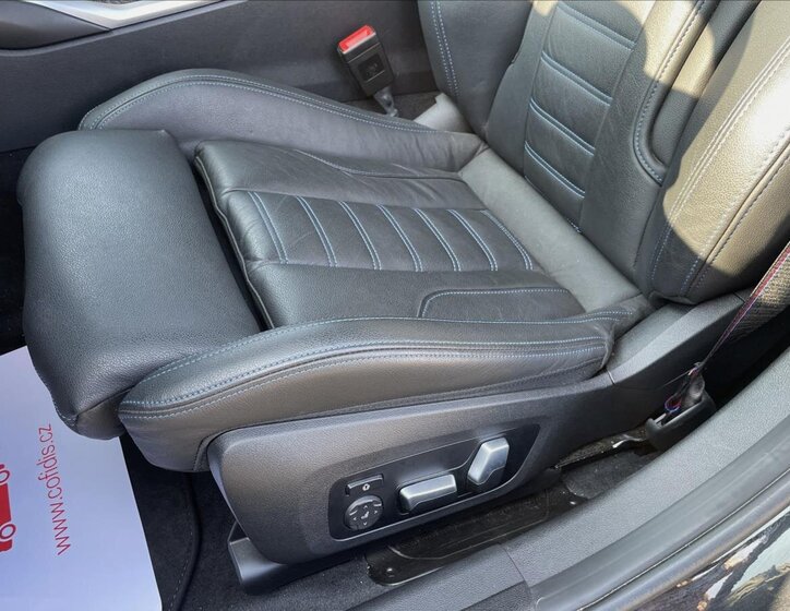 BMW Řada 3 Kombi 2,0 l 215 kw