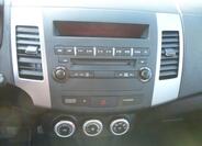 Citroën C-Crosser 18