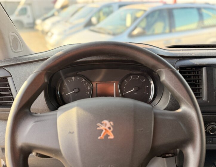 Peugeot Expert Skříň 2,0 l 110 kw