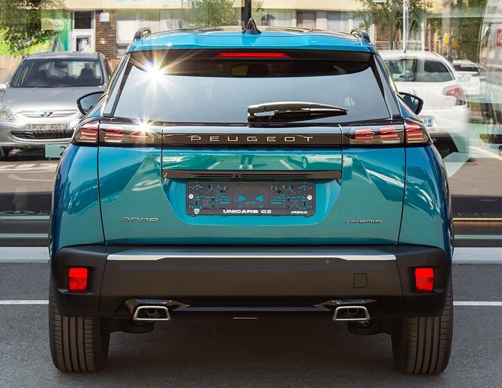 Peugeot 2008 Hatchback 1,2 l 107 kw