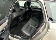 Volvo V90 30