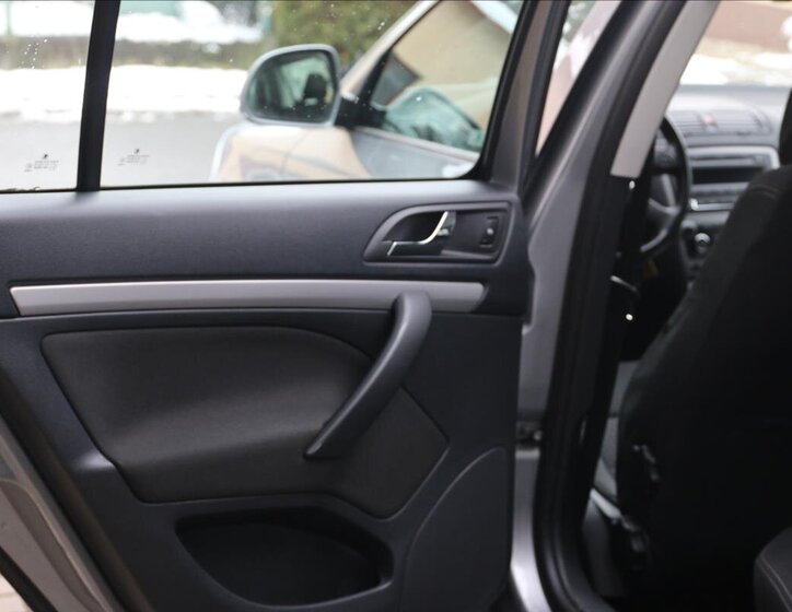 Škoda Octavia Kombi 1,6 l 77 kw