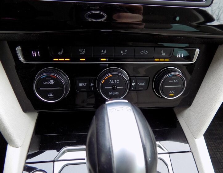 Volkswagen Passat Sedan 2,0 l 140 kw