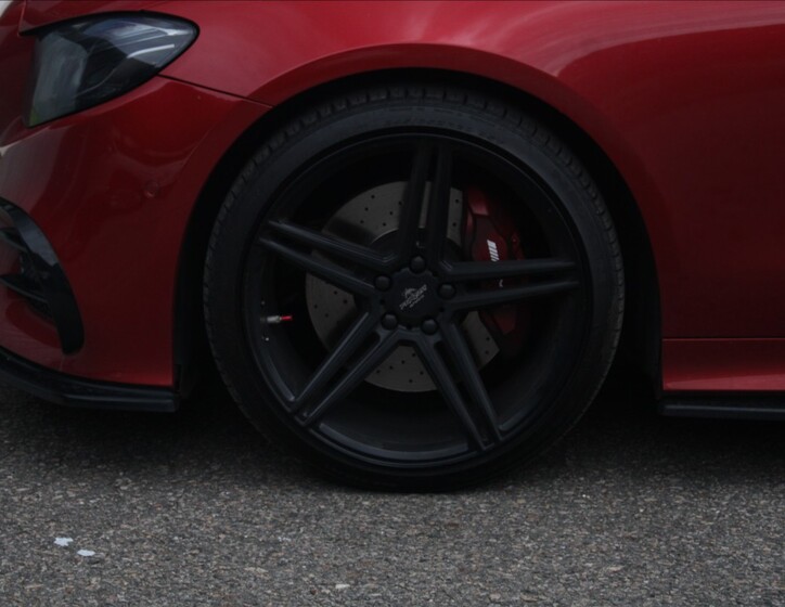 Mercedes-Benz Třídy E 11