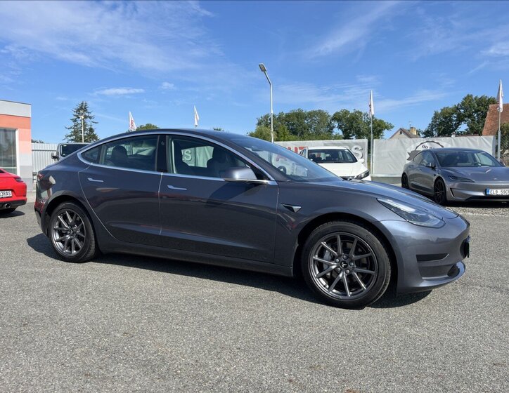 Tesla Model 3 3
