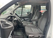 Ford Tourneo Custom 8