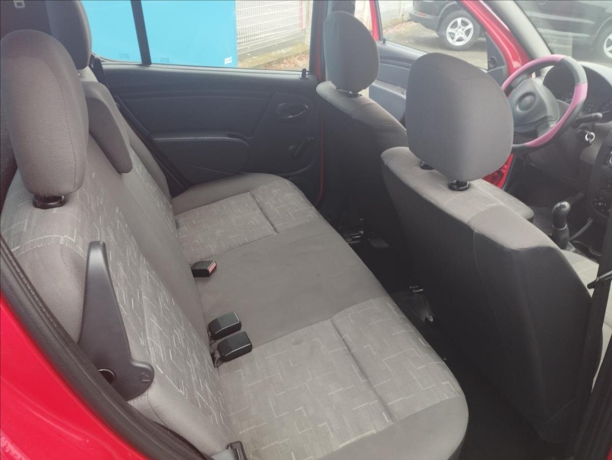 Dacia Sandero Hatchback 1,4 l 55 kw