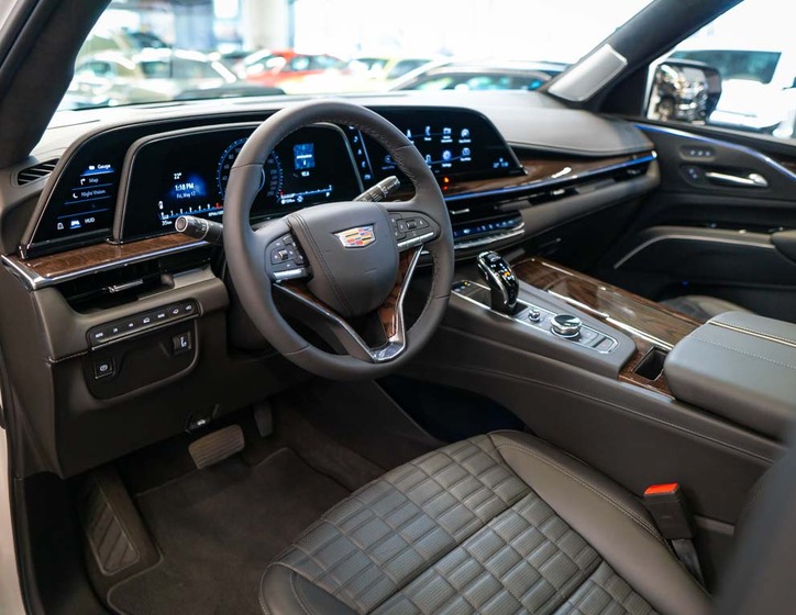 Cadillac Escalade 16