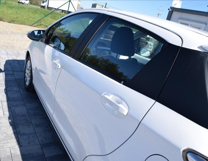 Toyota Yaris Hatchback 998,0 51 kw