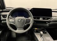 Lexus UX 300h 5