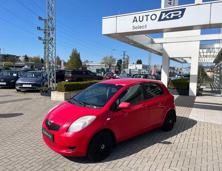 Toyota Yaris Hatchback 1,3 l 64 kw