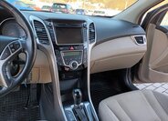 Hyundai i30 Kombi 1,6 l 99 kw