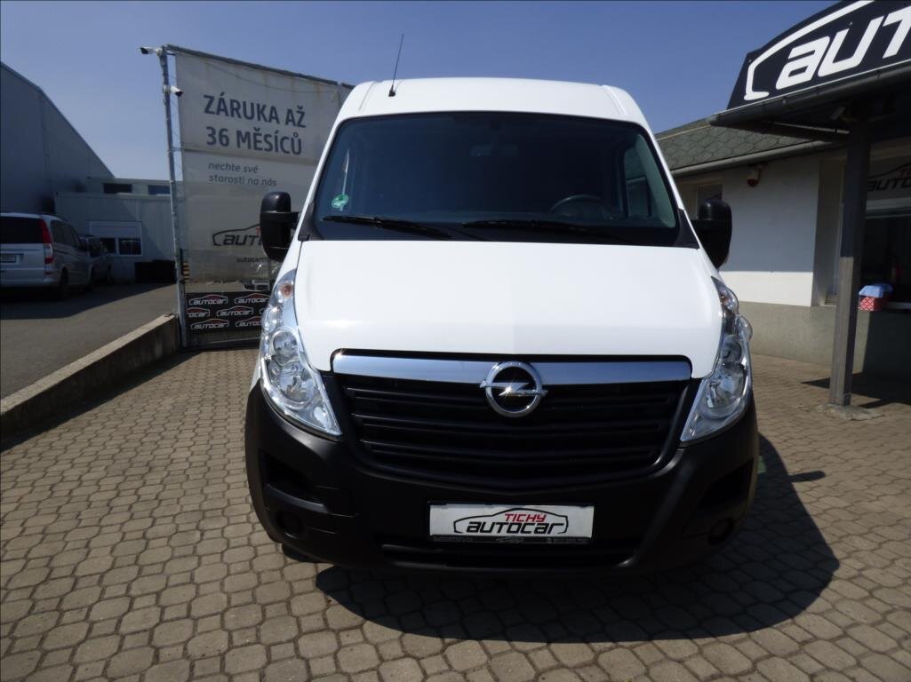 Opel Movano