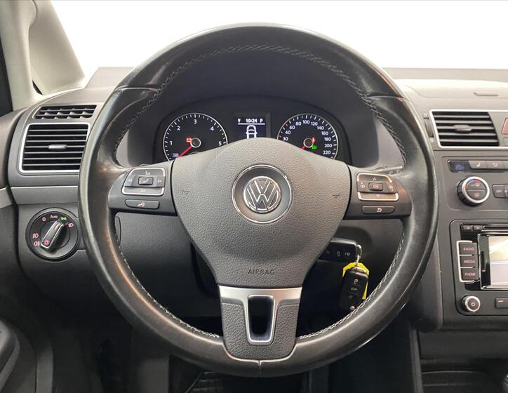 Volkswagen Touran 12