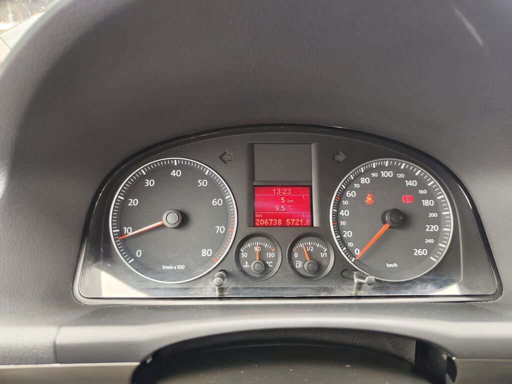 Volkswagen Touran MPV 1,4 l 103 kw