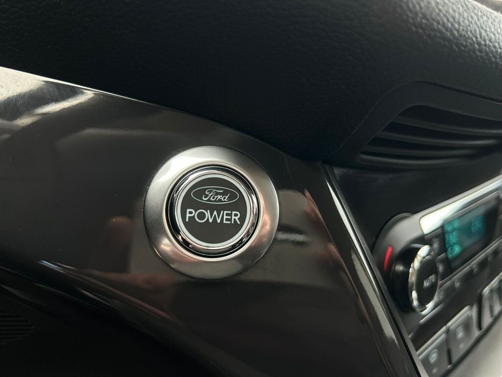 Ford Kuga SUV 2,0 l 120 kw