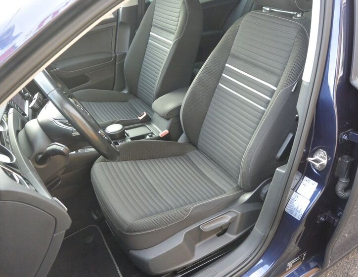 Volkswagen Golf Kombi 2,0 l 110 kw