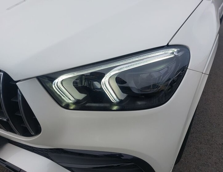 Mercedes-Benz GLE SUV 3,0 l 320 kw